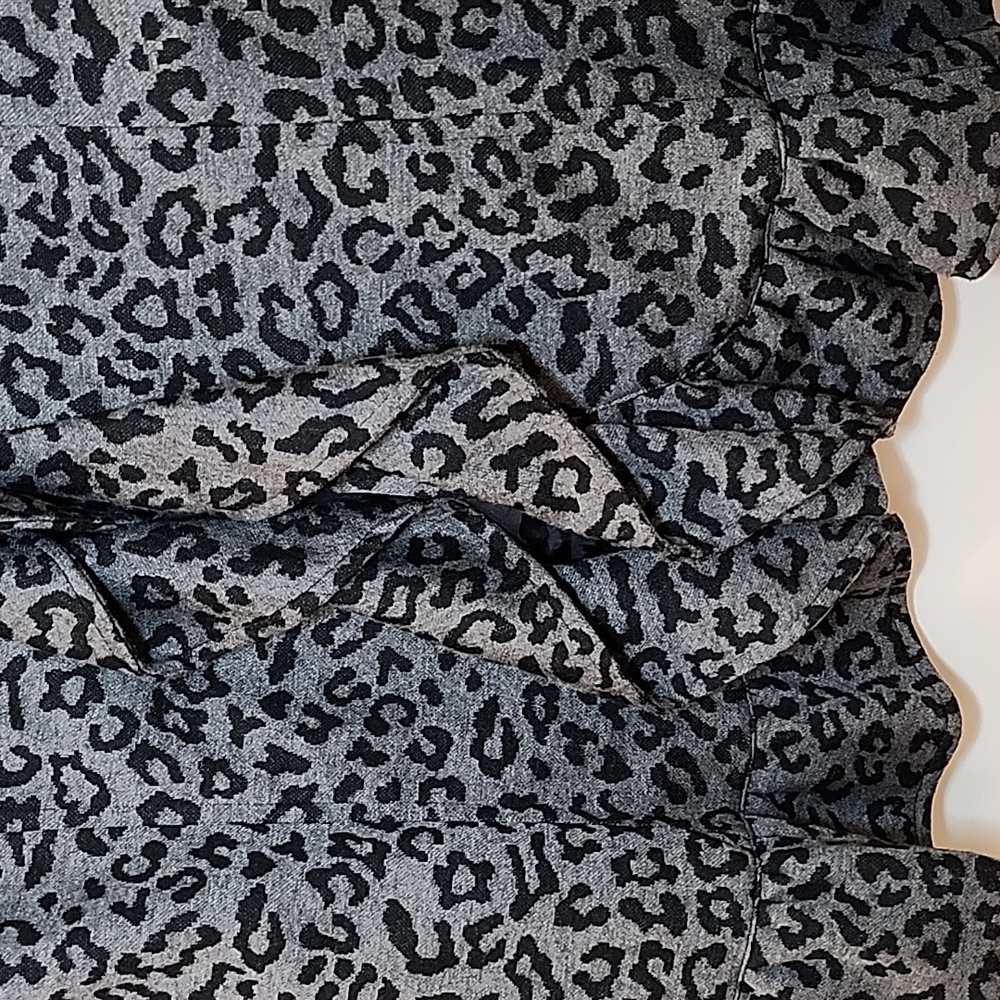 Sandro Studio Black Grey Leopard Print Ruffle Front Belted Blazer Size Small - Picture 7 of 16